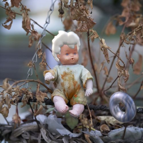 Bébé (cheveux blancs)