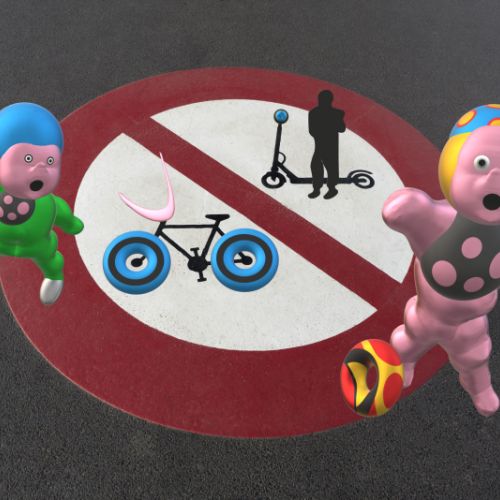 Enfants jouant dans un parc